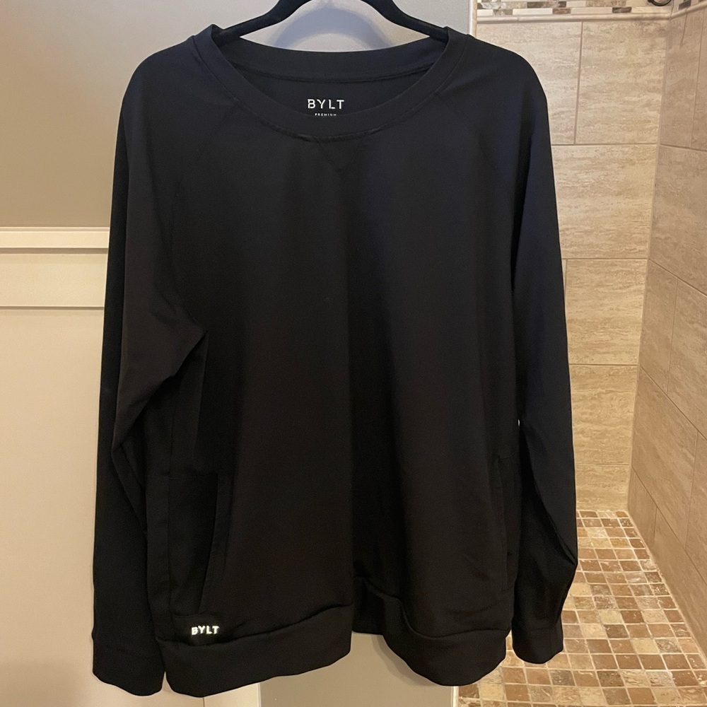 BYLT men’s crewneck sweatshirt, L